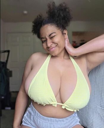Full leaked Coco ppop private onlyfans photo