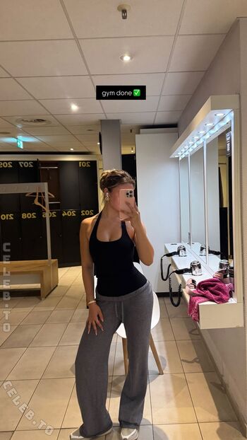 Full leaked Cocobasics private onlyfans photo