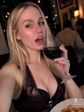 Full leaked Colette cherry  page private onlyfans photo