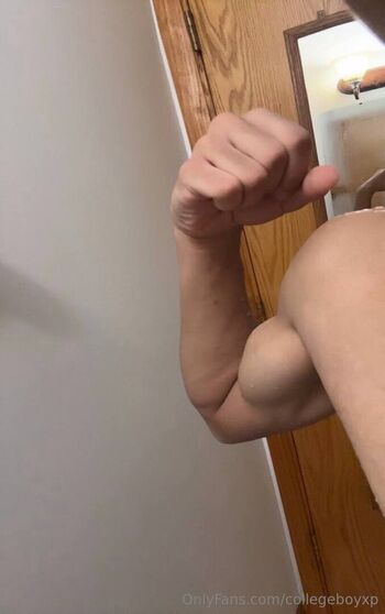 collegeboyxp