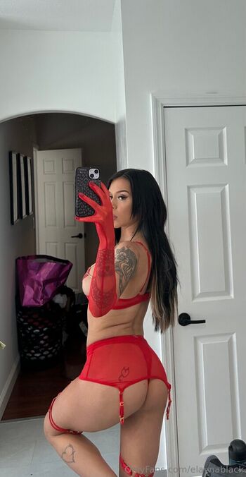 Cora Jade