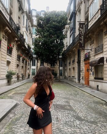 Full leaked Courtney sarault page private onlyfans photo