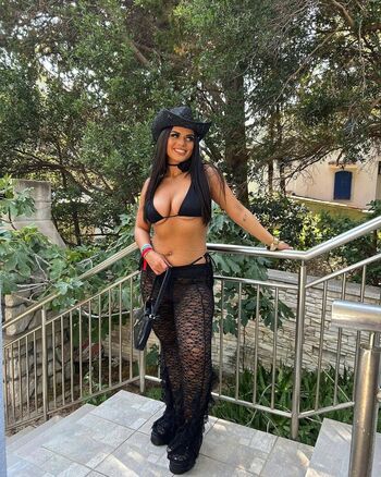 Full leaked Courtneyfife private onlyfans photo