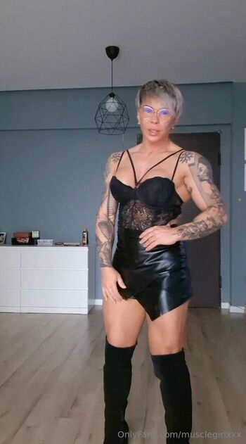 Full leaked Crazyxbody page private onlyfans photo