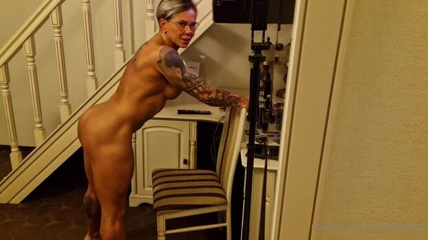 Full leaked Crazyxbody page private onlyfans photo