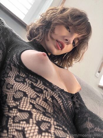 Full leaked Creamymoana private onlyfans photo