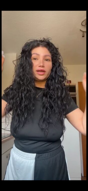 Full leaked Creata private onlyfans photo