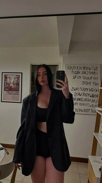 Full leaked Croccobrisa private onlyfans photo