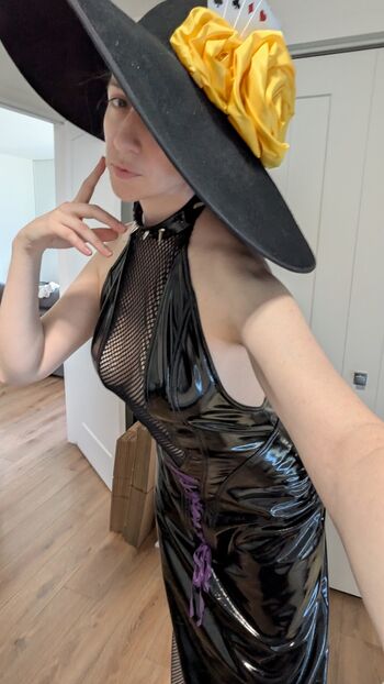 Full leaked Crystaahhl private onlyfans photo