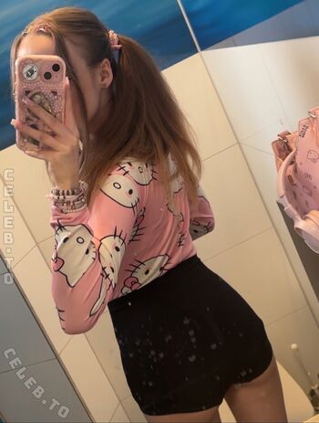 Full leaked Crystalmarykitty private onlyfans photo