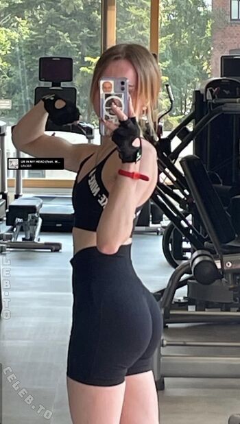Full leaked Cryxsarah gbc private onlyfans photo