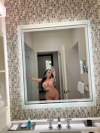 Full leaked Cubbixoxo page private onlyfans photo