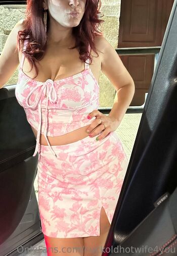 Full leaked Cuckoldhotwifeyou private onlyfans photo