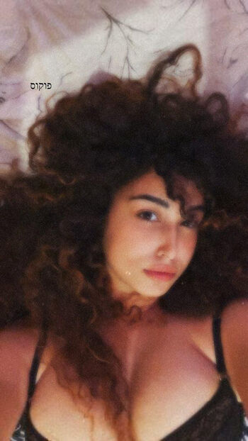 Full leaked Curlyshir private onlyfans photo