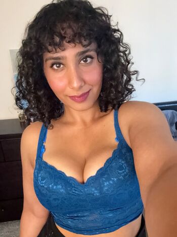 Full leaked Curlywurdy private onlyfans photo