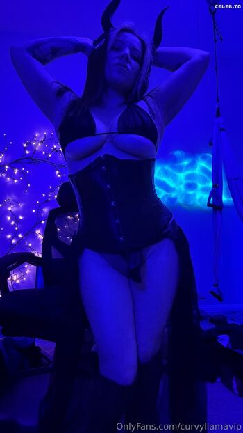 Curvyllama