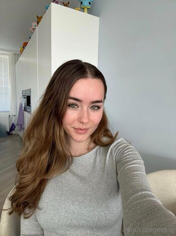Full leaked Cutegeekie private onlyfans photo