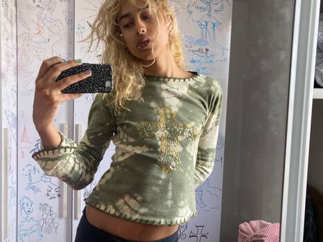 Full leaked Cutieboneca private onlyfans photo