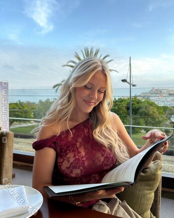 Full leaked Dagi bee private onlyfans photo