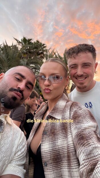 Full leaked Dagi bee private onlyfans photo