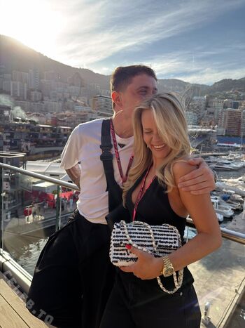 Full leaked Dagi bee private onlyfans photo