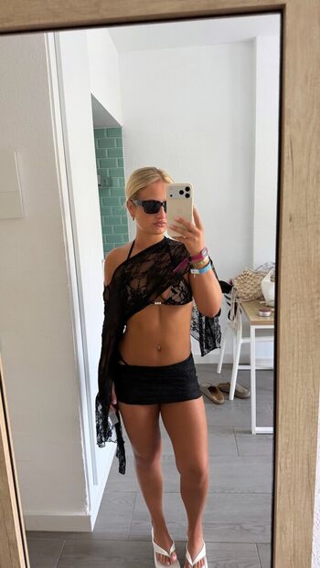Full leaked Daisy campbell page private onlyfans photo