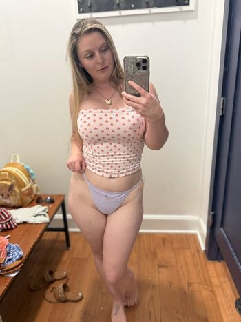 Full leaked Daisy sky private onlyfans photo