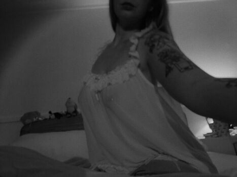 Full leaked Daisychain private onlyfans photo