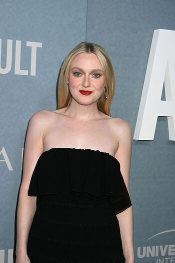 Dakota Fanning