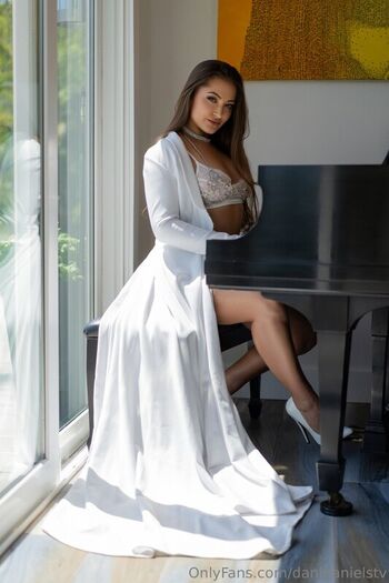 Full leaked Dani daniels  page private onlyfans photo