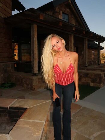 Full leaked Danielle moinet private onlyfans photo