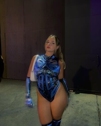Full leaked Daniellevreugde private onlyfans photo