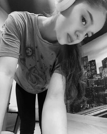 Full leaked Danna renteria private onlyfans photo