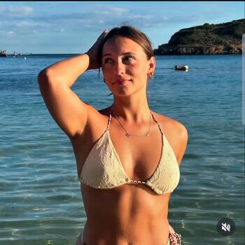 Full leaked Dari ioa private onlyfans photo