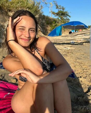 Full leaked Dari ioa private onlyfans photo
