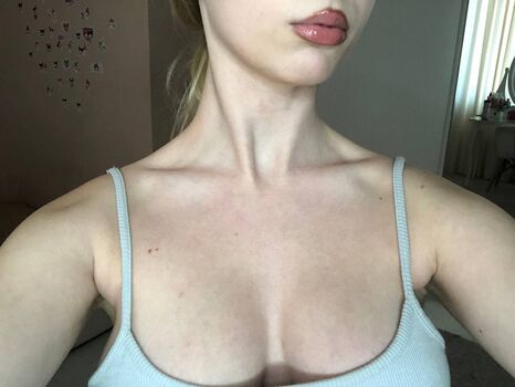 Darkimoona / lolipopzzzi / vladasoft