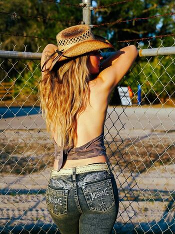 Full leaked Dasha novotny private onlyfans photo