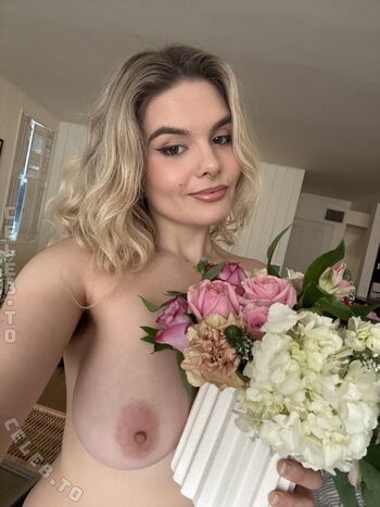 Full leaked Dashabond private onlyfans photo