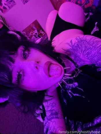 Full leaked Deadlyydoll private onlyfans photo
