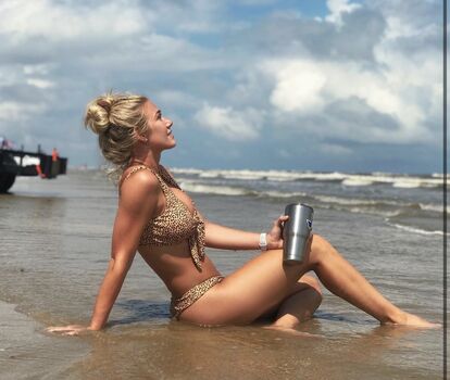 Full leaked Deanna rae friedrich private onlyfans photo