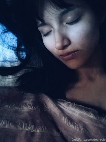 dearevie