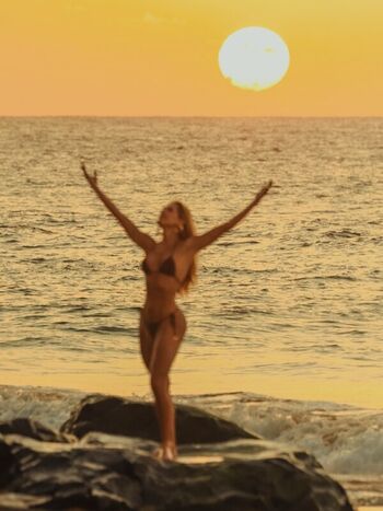 Deborah Secco
