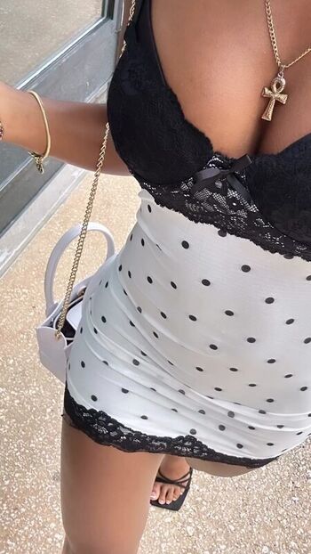 Full leaked Decembrsprincess private onlyfans photo