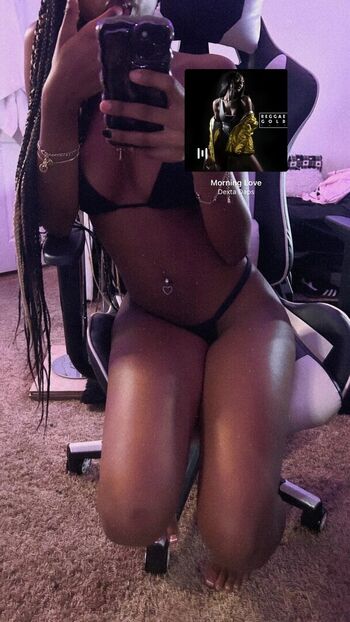 Full leaked Decembrsprincess private onlyfans photo