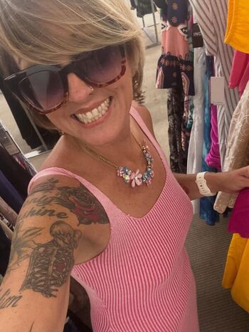 Full leaked Deenacakes private onlyfans photo