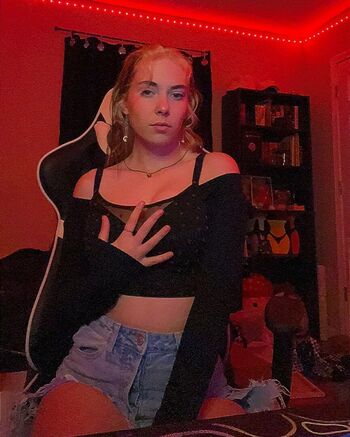 Full leaked Defnotdes page private onlyfans photo