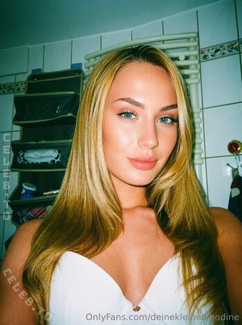 Full leaked Deinekleineblondine page private onlyfans photo