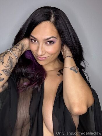 Delila Dez Claw