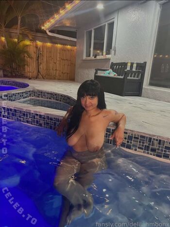 Full leaked Delilah moon private onlyfans photo