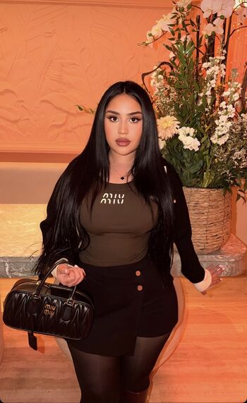 Full leaked Demande yasmine private onlyfans photo